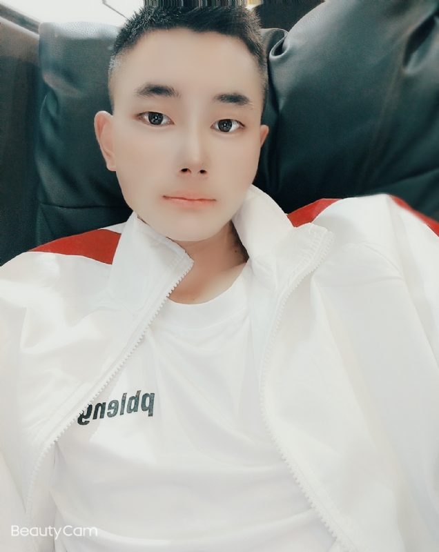 平凡的世界的第一张照片--黔南蓝颜知己交友网